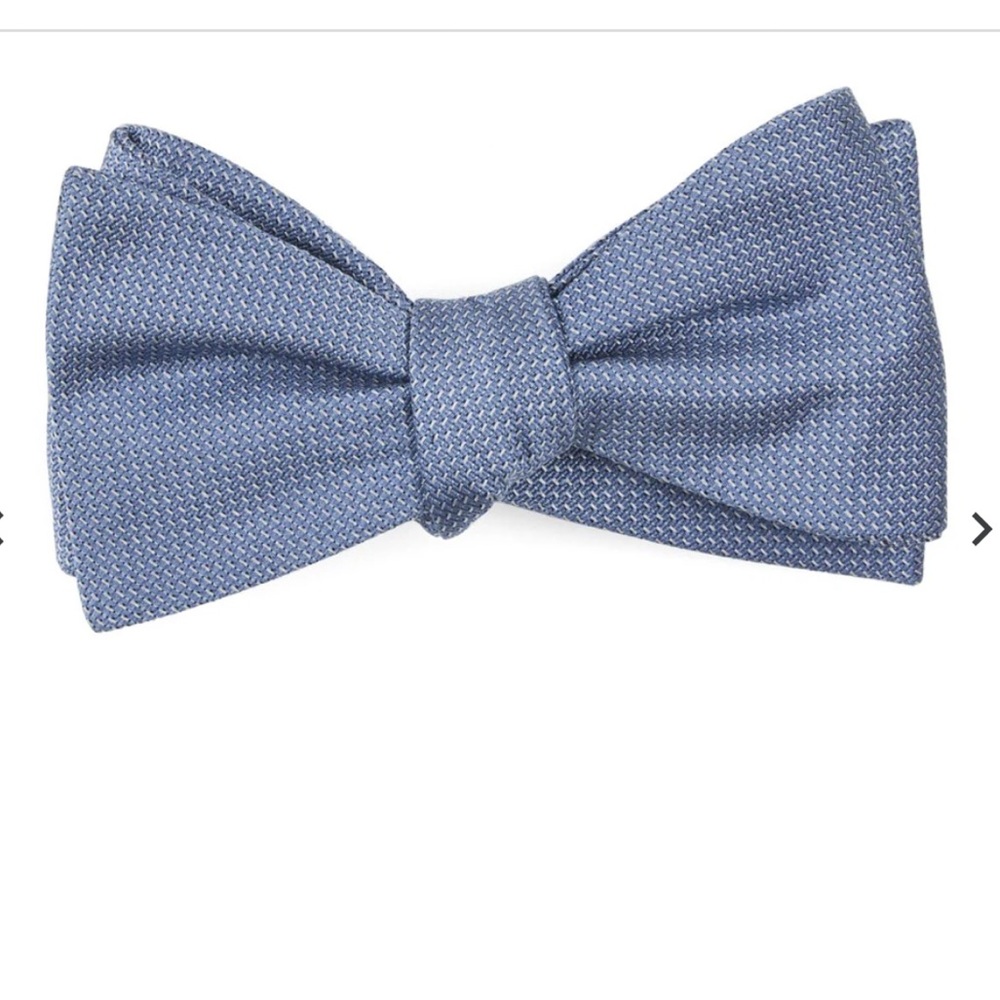The Tire Bar Union Solid State bow tie